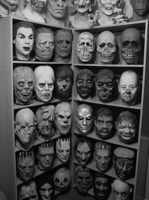 creepy-masks-535f193a-sz500x667-animate